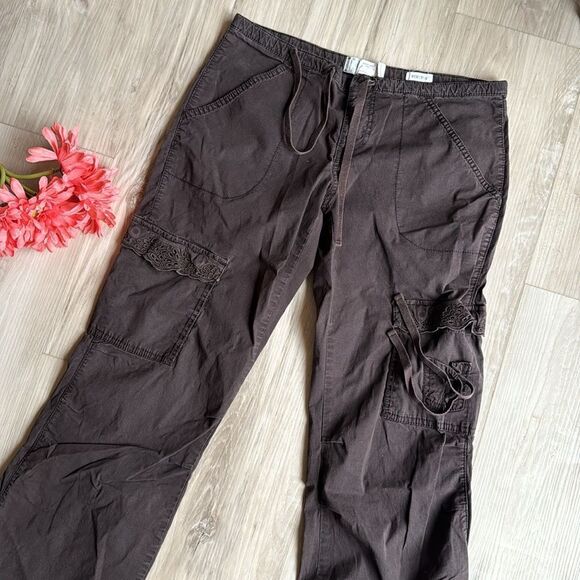 Old Navy Brown Stretch Cargo Pants Size 1 - Picture 2 of 6